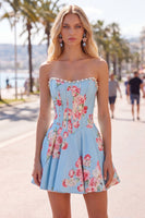 Laden Sie das Bild in den Galerie-Viewer, Trägerloses, gelbes Perlmutt-A-Line-Korsett, Blumen-Homecoming-Kleid
