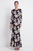 Laden Sie das Bild in den Galerie-Viewer, Meerjungfrauen-Schwarzer Bateau-Ausschnitt mit Blumen – Langes Mutter-der-der-Braut-Kleid mit Stickerei