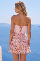 Laden Sie das Bild in den Galerie-Viewer, Rosa Trägerloses A-Linie Korsett Blumen Kurzes Abendkleid mit Rüschen