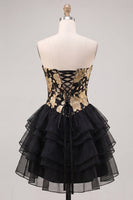 Laden Sie das Bild in den Galerie-Viewer, A-Line gold- und schwarzes Sweetheart Sweetheart Gestuftes Homecoming-Kleid mit Spitze auf dem Rücken