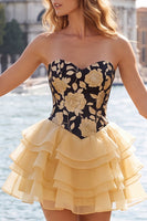 Laden Sie das Bild in den Galerie-Viewer, A-Line gold- und schwarzes Sweetheart Sweetheart Gestuftes Homecoming-Kleid mit Spitze auf dem Rücken