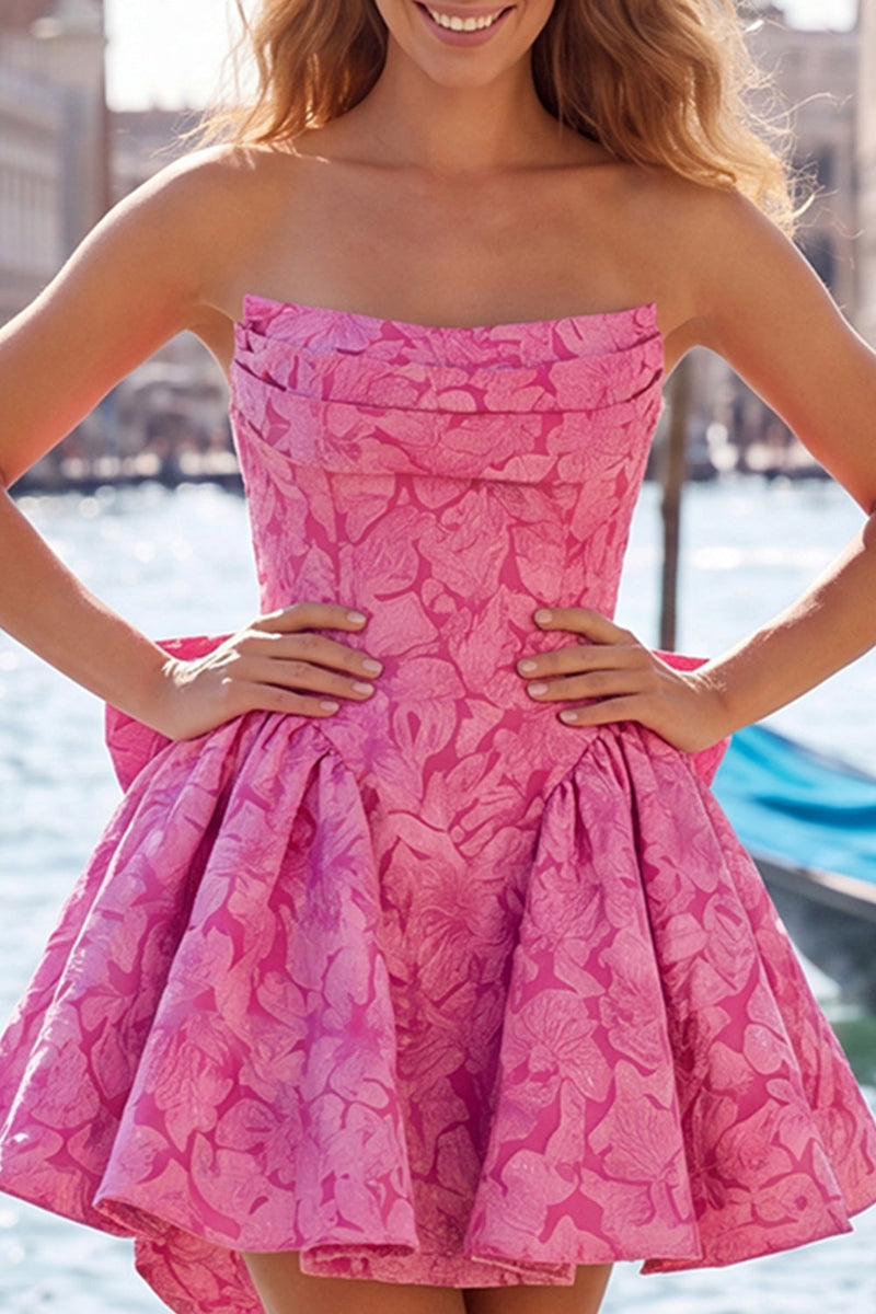 Laden Sie das Bild in den Galerie-Viewer, Knallpinkes, trägerloses, geblümtes A-Line-Jacquard-Bow-Homecoming-Kleid mit Schnürung hinten