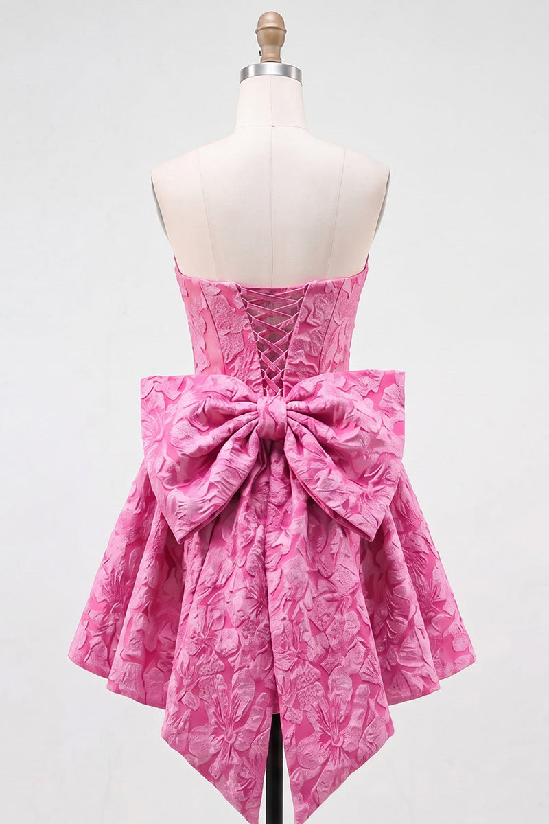 Laden Sie das Bild in den Galerie-Viewer, Knallpinkes, trägerloses, geblümtes A-Line-Jacquard-Bow-Homecoming-Kleid mit Schnürung hinten