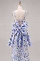 Laden Sie das Bild in den Galerie-Viewer, A-Linie hellblaues Jacquard-Bow-Homecoming-Kleid mit Spitze hinten