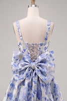 Laden Sie das Bild in den Galerie-Viewer, A-Linie hellblaues Jacquard-Bow-Homecoming-Kleid mit Spitze hinten