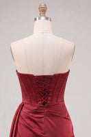 Laden Sie das Bild in den Galerie-Viewer, Burgunderfarbener Bodycon Sweetheart Korsett mit gerafftem Fransen, Spitzen-Zurück-Homecoming-Kleid
