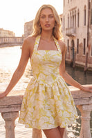 Laden Sie das Bild in den Galerie-Viewer, A-Line fuchsiafarbener Halterhals Jacquard Floral Kurzes Homecoming-Kleid