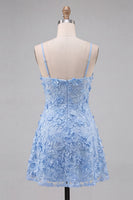 Laden Sie das Bild in den Galerie-Viewer, Hellblaues Blumen-A-Line Spaghetti-Trägerkleid mit Heimkehr und Applikationen
