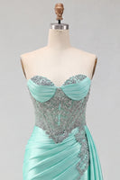 Laden Sie das Bild in den Galerie-Viewer, Sweetheart mintgrünes, gerafftes Korsett, hinten mit Perlen, Homecoming-Kleid und Schärpe