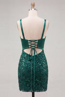 Laden Sie das Bild in den Galerie-Viewer, Dunkelgrünes Spaghetti-Träger Pailletten Bodycon Schnürung Back-Homecoming-Kleid mit Schleife