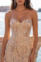 Laden Sie das Bild in den Galerie-Viewer, Trägerloses Champagner-Bodycon-Pailletten-Homecoming-Kleid mit Schnürung auf dem Rücken