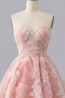 Laden Sie das Bild in den Galerie-Viewer, Staubiges blaues A-Line Sweetheart Pearl Floral Kurzes Homecoming-Kleid mit Schnürung auf dem Rücken