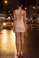 Laden Sie das Bild in den Galerie-Viewer, Grünes Bodycon-Korsett, eine Schulter Schnürung hinten Pailletten, Homecoming-Kleid mit Schärpe