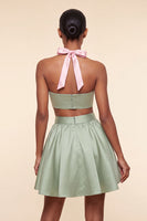 Laden Sie das Bild in den Galerie-Viewer, Pink-grünes A-Linien-Zweiteiler-Satin-Neckholder-Satin-Homecoming-Kleid
