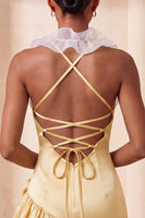 Laden Sie das Bild in den Galerie-Viewer, Lila Bodycon Neckholder-Satin-Kleid mit Rüschen Homecoming und 3D-Blumen