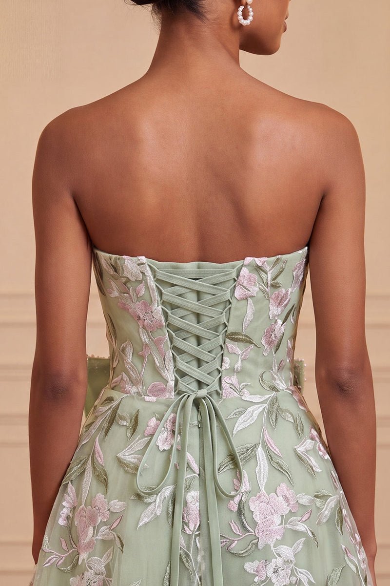 Laden Sie das Bild in den Galerie-Viewer, Salbeigrünes, trägerloses A-Linien-Sticker-Perlen-Schnürsenkelkleid mit Back-Homecoming-Kleid mit Schleife