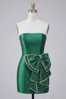 Laden Sie das Bild in den Galerie-Viewer, Dunkelgrünes, trägerloses Bodycon Perlmutt-Schnürk-Back-Homecoming-Kleid mit Schleife an der Taille