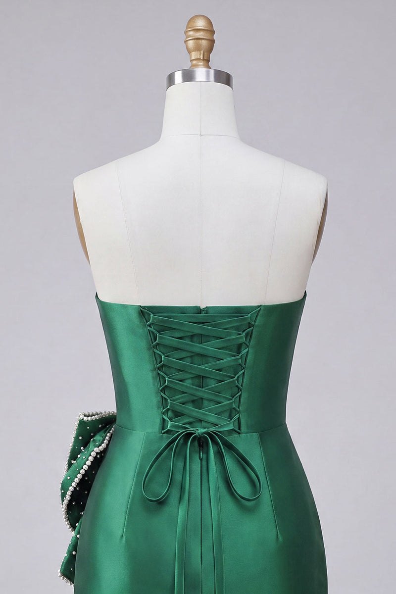 Laden Sie das Bild in den Galerie-Viewer, Dunkelgrünes, trägerloses Bodycon Perlmutt-Schnürk-Back-Homecoming-Kleid mit Schleife an der Taille