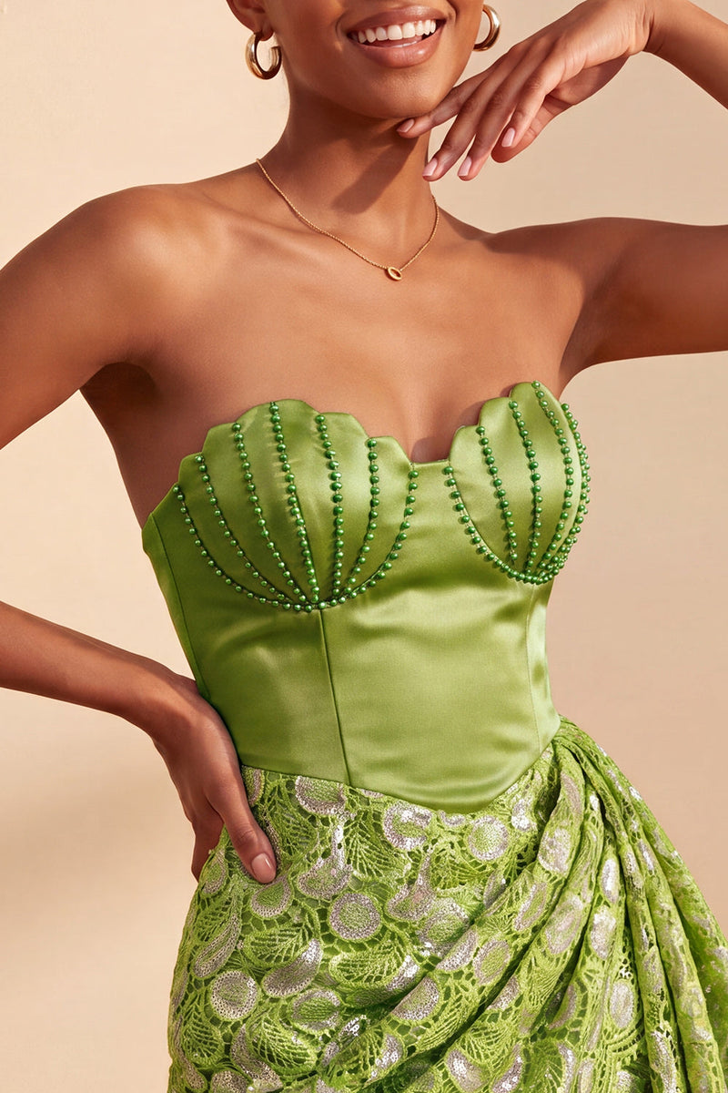 Laden Sie das Bild in den Galerie-Viewer, Hellgelbe Bodycon Sweetheart mit gerafften Pailletten Schnürung Back-Homecoming-Kleid mit Schärpe