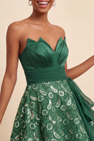 Laden Sie das Bild in den Galerie-Viewer, Himmelblaue A-Linie Sweetheart Pailletten Schnürung Back-Homecoming-Kleid mit Schärpe