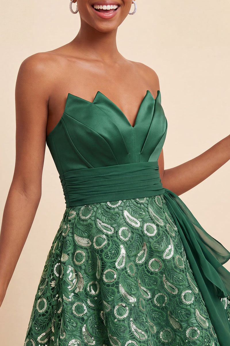 Laden Sie das Bild in den Galerie-Viewer, Himmelblaue A-Linie Sweetheart Pailletten Schnürung Back-Homecoming-Kleid mit Schärpe