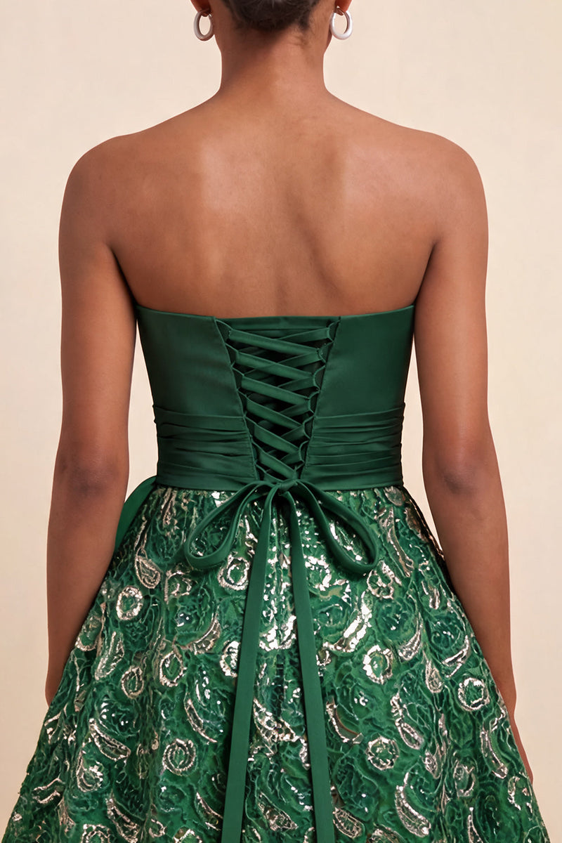 Laden Sie das Bild in den Galerie-Viewer, Himmelblaue A-Linie Sweetheart Pailletten Schnürung Back-Homecoming-Kleid mit Schärpe