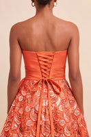 Laden Sie das Bild in den Galerie-Viewer, Himmelblaue A-Linie Sweetheart Pailletten Schnürung Back-Homecoming-Kleid mit Schärpe