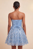 Laden Sie das Bild in den Galerie-Viewer, Himmelblaue A-Linie Sweetheart Pailletten Schnürung Back-Homecoming-Kleid mit Schärpe