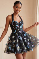 Laden Sie das Bild in den Galerie-Viewer, A-Linie schwarzes Neckholder-Korsett mit Spitze hinten kurzes Homecoming-Kleid mit Schmetterling