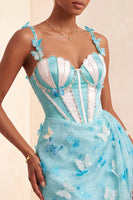 Laden Sie das Bild in den Galerie-Viewer, Bodycon Rouge-Korsett, Schmetterlingsperlenapplikation, Schnürung Back-Homecoming-Kleid mit Schärpe