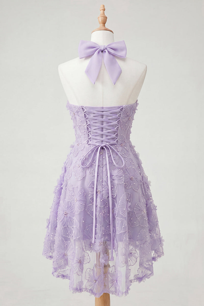 Laden Sie das Bild in den Galerie-Viewer, Fliederfarbener Halterhals A-Linie Perlen, blumiges High-Low-Homecoming-Kleid mit Spitze auf dem Rücken