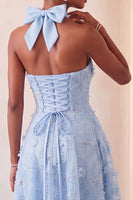 Laden Sie das Bild in den Galerie-Viewer, Fliederfarbener Halterhals A-Linie Perlen, blumiges High-Low-Homecoming-Kleid mit Spitze auf dem Rücken