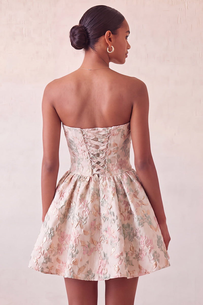 Laden Sie das Bild in den Galerie-Viewer, Staubiges blaues, trägerloses A-Line-Jacquard-Floral-Lace-Homecoming-Kleid mit Schleife