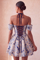 Laden Sie das Bild in den Galerie-Viewer, Hellrosa Halterhals-A-Linien-Korsett Jacquard-Blumen-Homecoming-Kleid mit Spitze auf dem Rücken