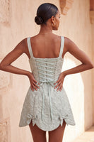 Laden Sie das Bild in den Galerie-Viewer, A-Linie staubiges Salbei-Quadrathals-Jacquard-Floral-Spitzenkleid mit Heimkehrkleid mit Schleife