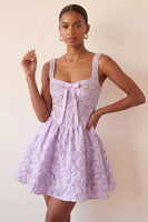 Laden Sie das Bild in den Galerie-Viewer, A-Linie hellviolettes quadratisches Korsett, Jacquard-Spitzen-Rücken-Perlen-Homecoming-Kleid