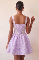 Laden Sie das Bild in den Galerie-Viewer, A-Linie hellviolettes quadratisches Korsett, Jacquard-Spitzen-Rücken-Perlen-Homecoming-Kleid