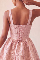 Laden Sie das Bild in den Galerie-Viewer, A-Linie Jacquard Gelbes Blumenspitzen-Heimkehrkleid mit Schleife