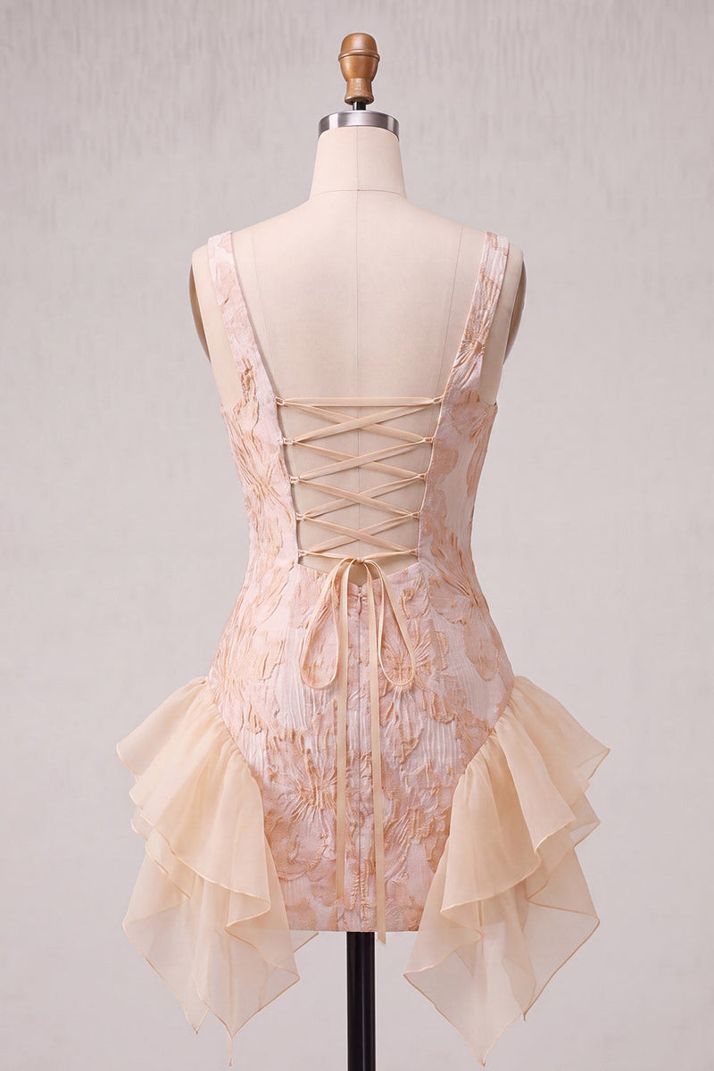 Laden Sie das Bild in den Galerie-Viewer, Champagner-Jacquard-Eckhals Spitzen-Rücken, enges Homecoming-Kleid mit Rüschen