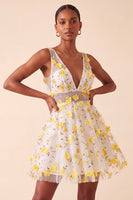 Laden Sie das Bild in den Galerie-Viewer, Blush-V-Ausschnitt Blumen-A-Line Homecoming-Kleid mit Schnürung hinten