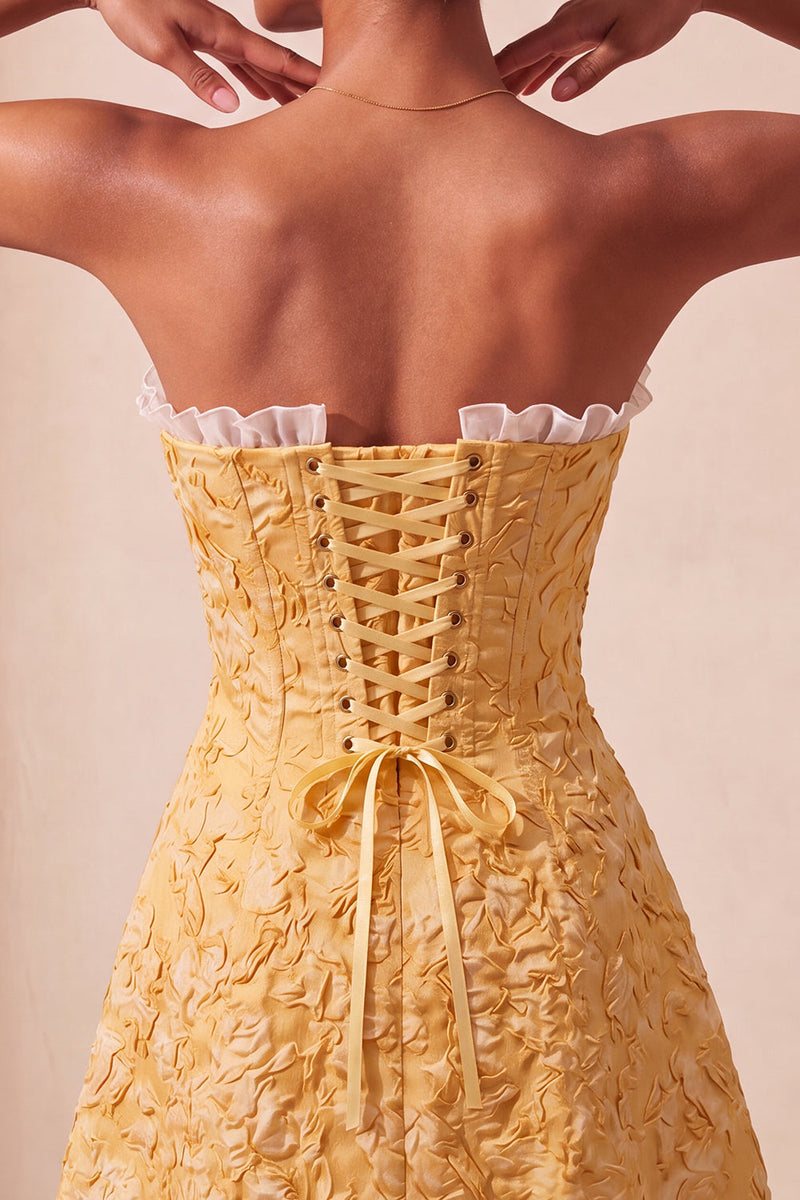Laden Sie das Bild in den Galerie-Viewer, Sweetheart Yellow Jacquard A-Line Rüschen-Back-Homecoming-Kleid mit Schlitz