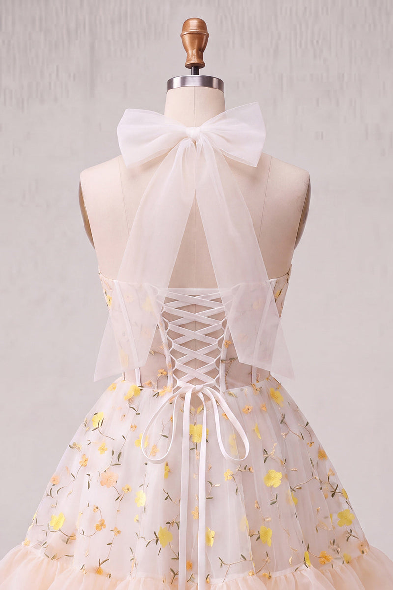 Laden Sie das Bild in den Galerie-Viewer, Hellgelbes A-Linien rüschendes Spitzenkorsett und transparentes Korsett, florales Homecoming-Kleid