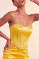 Laden Sie das Bild in den Galerie-Viewer, Trägerloses Bodycon Lake Blue Perlen-Kurzes Homecoming-Kleid mit Rüschen