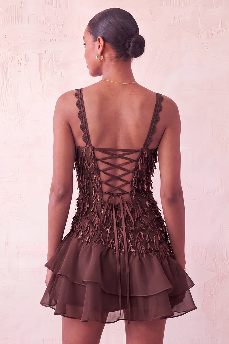 Laden Sie das Bild in den Galerie-Viewer, Rosa Bodycon mit Rüschen kurzes Pailletten-Homecoming-Kleid mit Schnürung auf dem Rücken