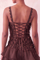 Laden Sie das Bild in den Galerie-Viewer, Rosa Bodycon mit Rüschen kurzes Pailletten-Homecoming-Kleid mit Schnürung auf dem Rücken