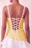 Laden Sie das Bild in den Galerie-Viewer, Rosa Bodycon mit Rüschen kurzes Pailletten-Homecoming-Kleid mit Schnürung auf dem Rücken
