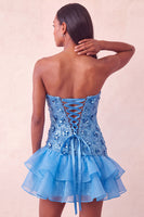 Laden Sie das Bild in den Galerie-Viewer, Blaue trägerlose Pailletten Bodycon Kurzes Homecoming-Kleid mit Rüschen