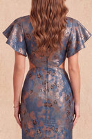 Laden Sie das Bild in den Galerie-Viewer, Marineblaues V-Ausschnitt Meerjungfrauen-Jacquard-Floral-Schnitt langes Festkleid mit Schlitz
