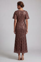 Laden Sie das Bild in den Galerie-Viewer, Glitzerndes marineblaues Meerjungfrauen-Flatterärmel-Pailletten-Midi-Mutter-der-Braut-Kleid mit Schlitz