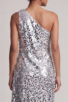 Laden Sie das Bild in den Galerie-Viewer, Glitzerndes silbernes Einschulter-Meerjungfrauen-Asymmetrisches Midi-Mutter-der-Braut-Kleid mit Pailletten